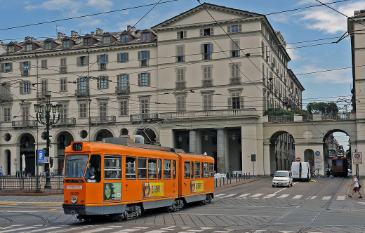 959519 (a): :2048x1304